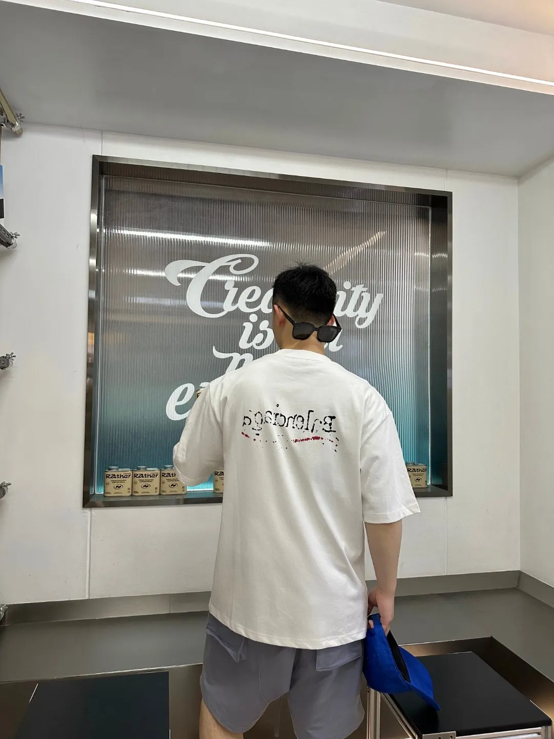 P80✨🔥 BALENCIAGA Paris lettering printed short-sleeved T-shirt, custom-woven and dyed 280g combed cotton heavyweight fabric, zero color difference in thread, perfect details, different from the current version on the market, welcome to compare, Same Style for men and women, must-sell in the picture above Color: White Black Size: 1 2 3 4